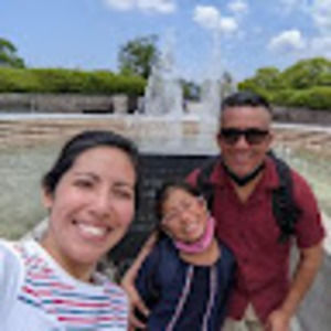 Meet your Posher, Moises